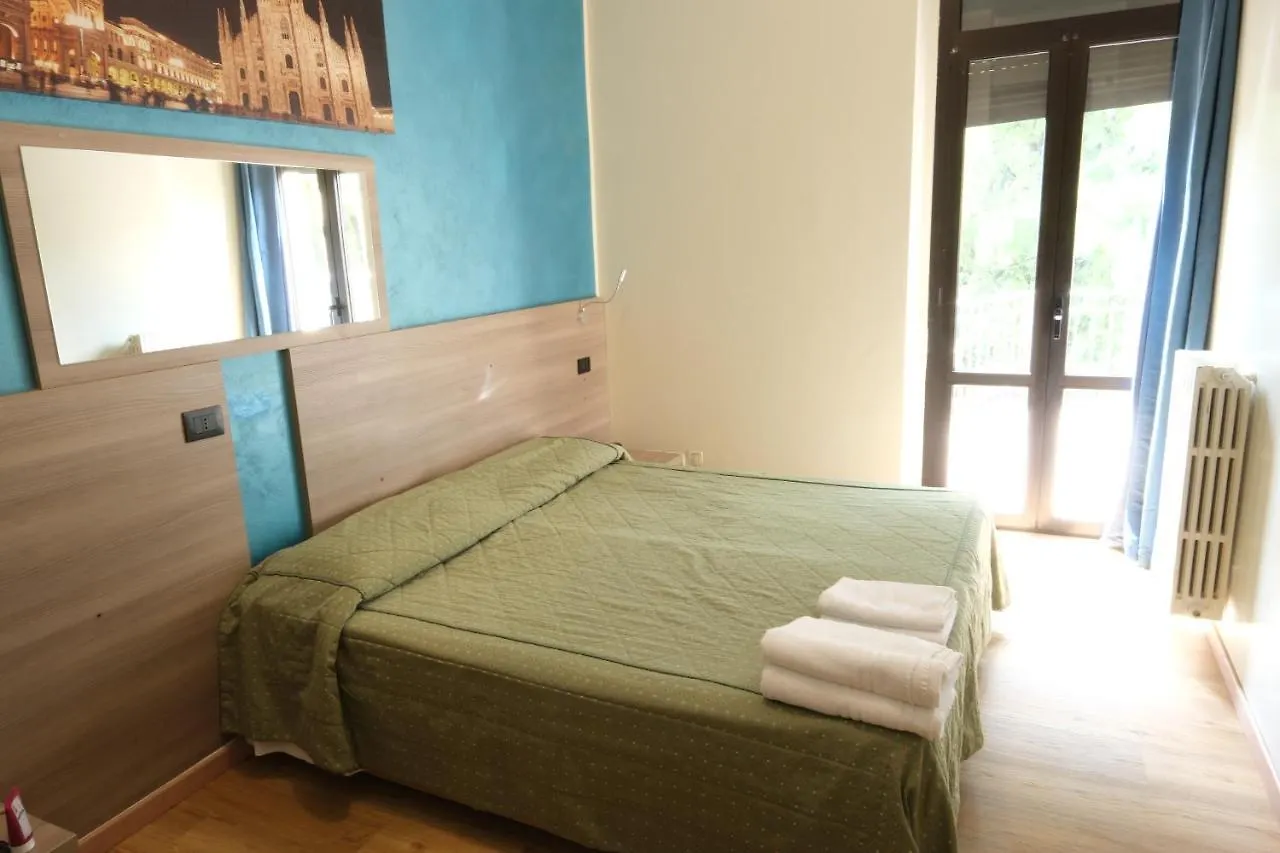 Hotel 26 Milan 2*,  Italy