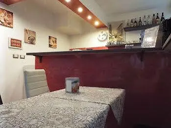 Hotel 26 Milan 2*,