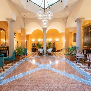 Otel Regina ****