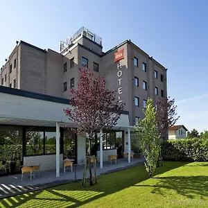 Otel Ibis Firenze Prato Est ***