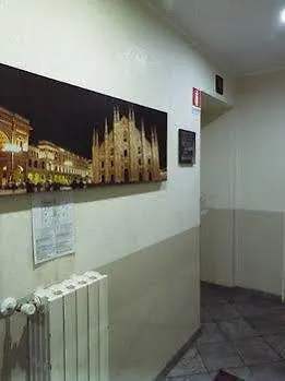 Hotel 26 Milan 2*,